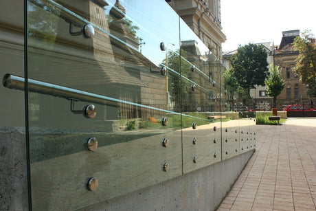 Uchwyt punktowy szkła