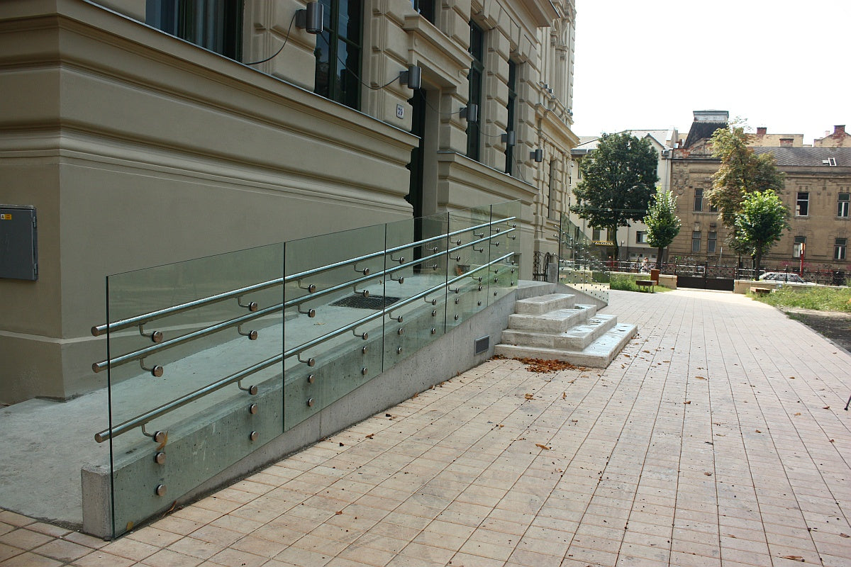 Uchwyt punktowy szkła